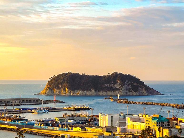 Hotel Bridge Seogwipo Dış mekan fotoğraf